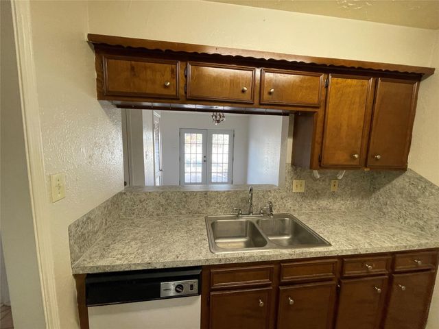 9436 Tooley Drive, Houston, TX 77031