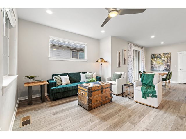 7262 Sw WOODBURY Loop, Wilsonville, OR 97070