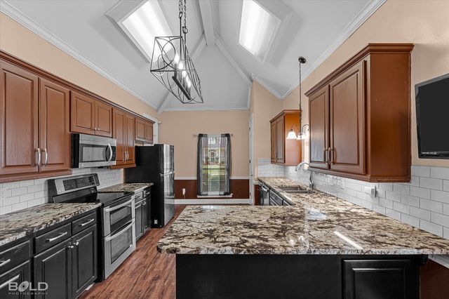 104 Oxford Circle, Bossier City, LA 71111