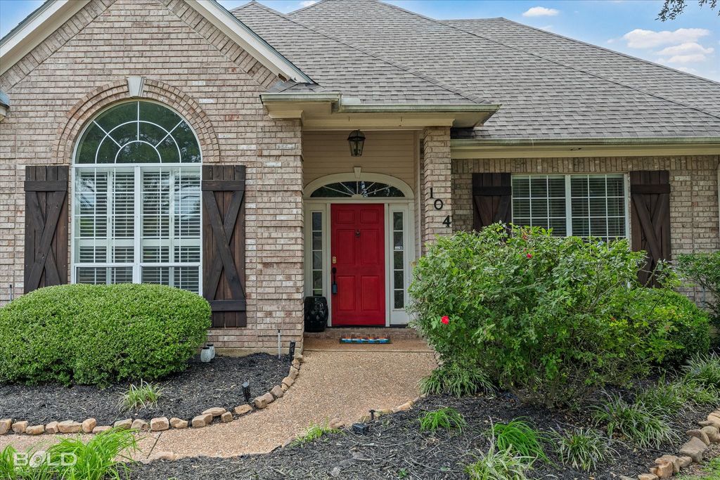 104 Oxford Circle, Bossier City, LA 71111