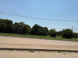 810 Barnes Bridge Road, Mesquite, TX 75150
