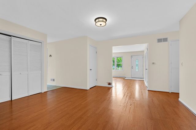 6806 Oakland Drive, Portage, MI 49024