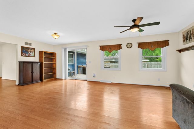 6806 Oakland Drive, Portage, MI 49024