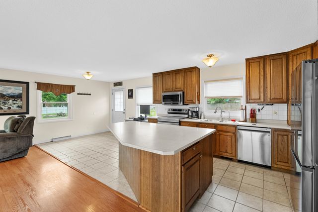 6806 Oakland Drive, Portage, MI 49024