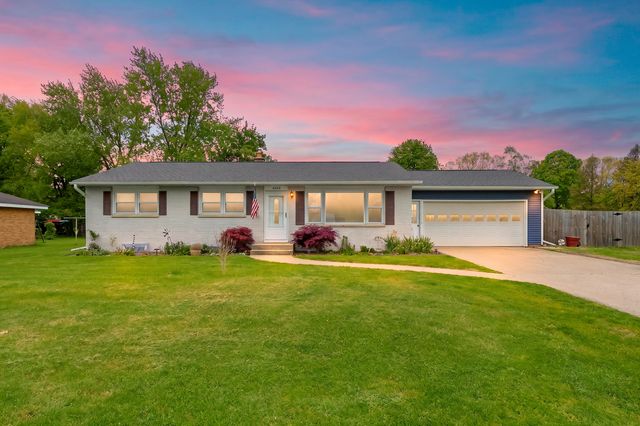 6806 Oakland Drive, Portage, MI 49024