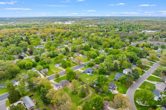 6806 Oakland Drive, Portage, MI 49024