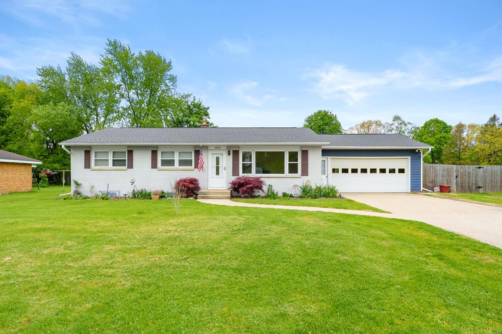 6806 Oakland Drive, Portage, MI 49024