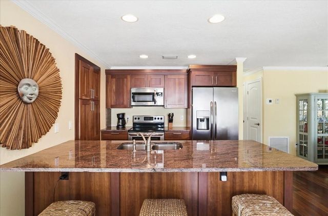 2811 GULF DRIVE, Holmes Beach, FL 34217