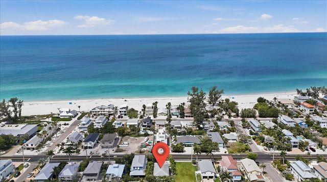 2811 GULF DRIVE, Holmes Beach, FL 34217