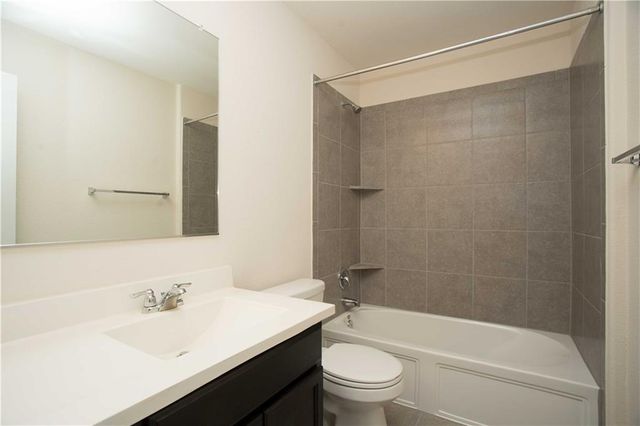 1036 Hillrose DR, Leander, TX 78641