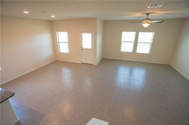 1036 Hillrose DR, Leander, TX 78641
