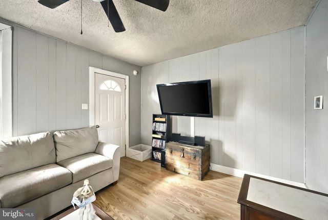 403 S 2ND ST, Wrightsville, PA 17368