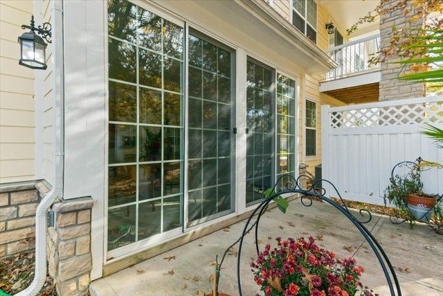 224 Lake Cove Drive, Delaware, OH 43015