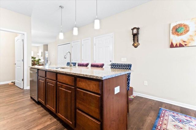 224 Lake Cove Drive, Delaware, OH 43015