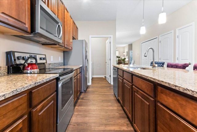 224 Lake Cove Drive, Delaware, OH 43015