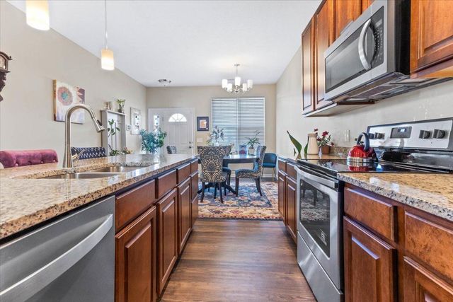 224 Lake Cove Drive, Delaware, OH 43015