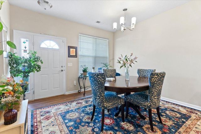 224 Lake Cove Drive, Delaware, OH 43015