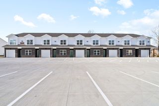 750 Tracy Ln # G-111, Clarksville, TN 37040
