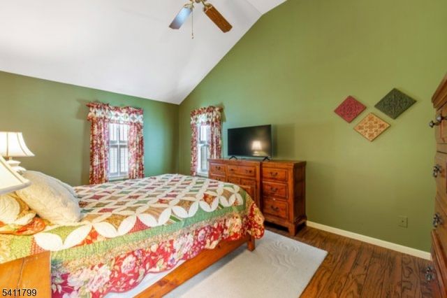 20 Windjammer Dr, Jefferson Twp., NJ 07849