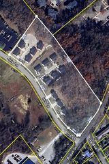 225 Iris Ln, Crossville, TN 38555