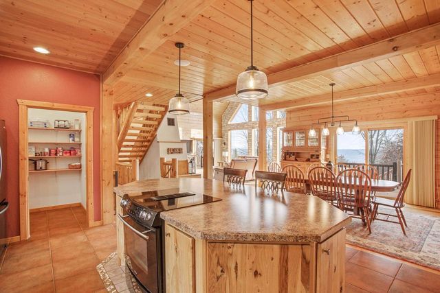 W5271 Southview Drive, Necedah, WI 54646