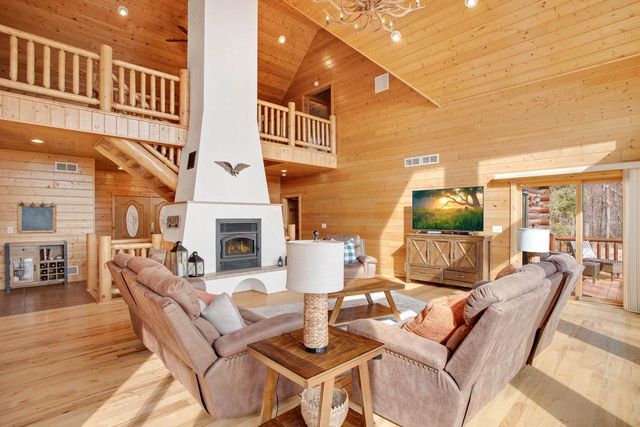 W5271 Southview Drive, Necedah, WI 54646