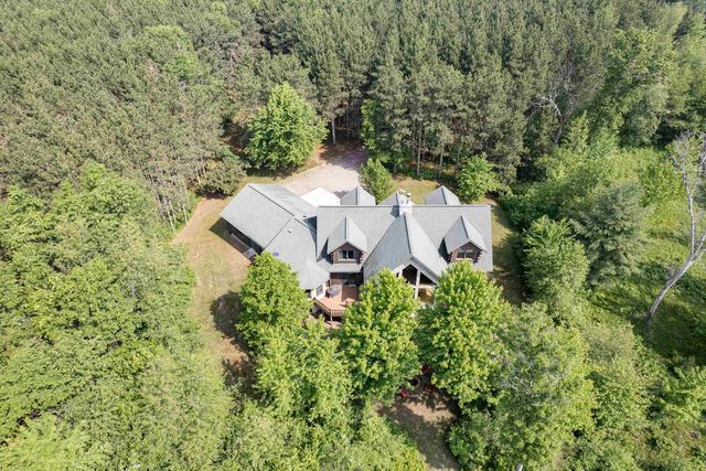 W5271 Southview Drive, Necedah, WI 54646