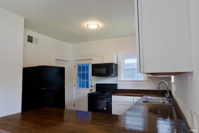 1565 Lodge Avenue, Evansville, IN 47714