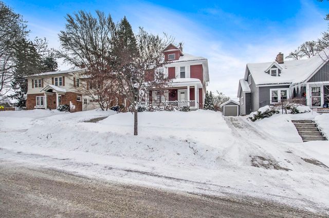 28 E 23rd Street, Holland, MI 49423