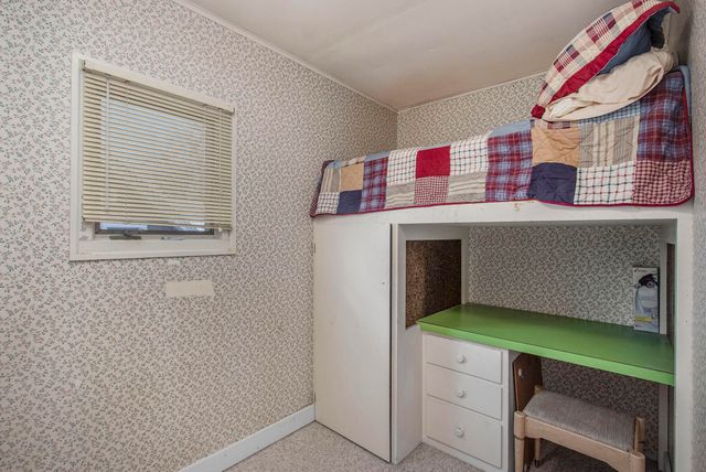 28 E 23rd Street, Holland, MI 49423