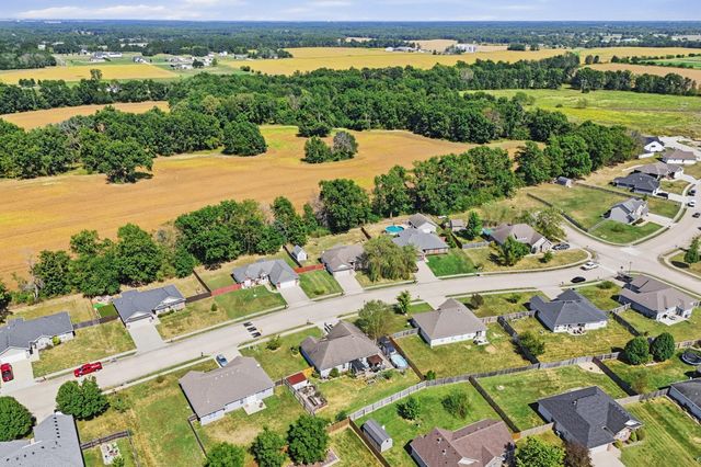 6301 RUTH ANN AVE, Hallsville, MO 65255