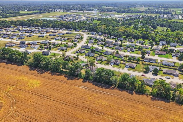 6301 RUTH ANN AVE, Hallsville, MO 65255