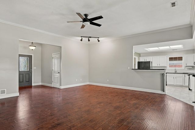 6301 RUTH ANN AVE, Hallsville, MO 65255