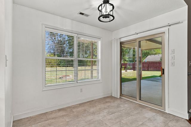 6301 RUTH ANN AVE, Hallsville, MO 65255