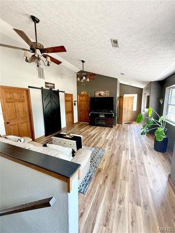 106 Park Place, Crocker, MO 65452