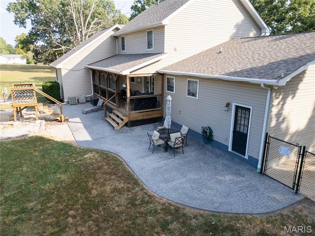 106 Park Place, Crocker, MO 65452