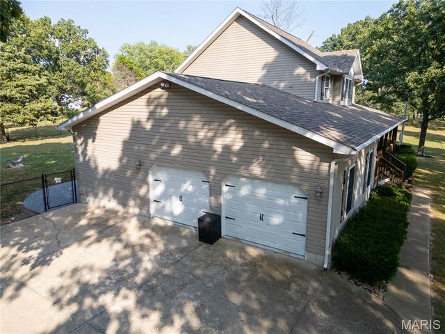 106 Park Place, Crocker, MO 65452