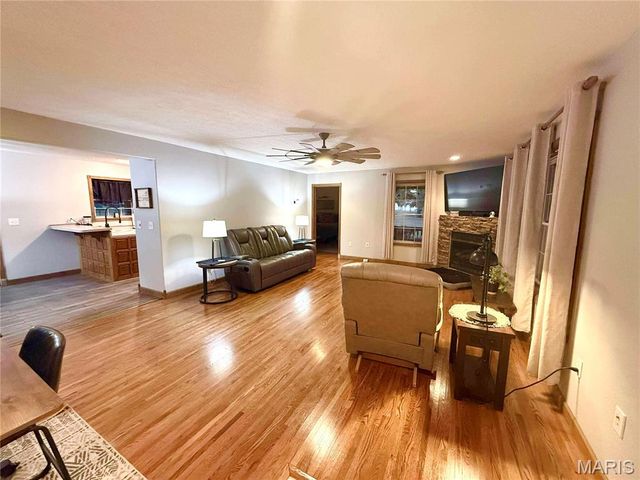 106 Park Place, Crocker, MO 65452