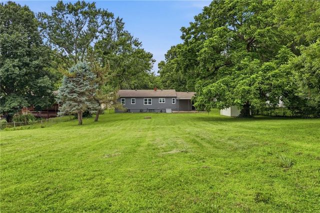 6505 Overton Avenue, Kansas City, MO 64133