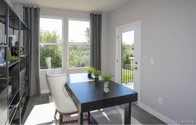 40111 Premier Drive 21, Plymouth, MI 48170