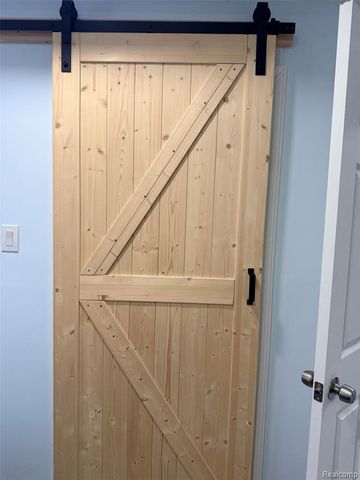 40111 Premier Drive 21, Plymouth, MI 48170