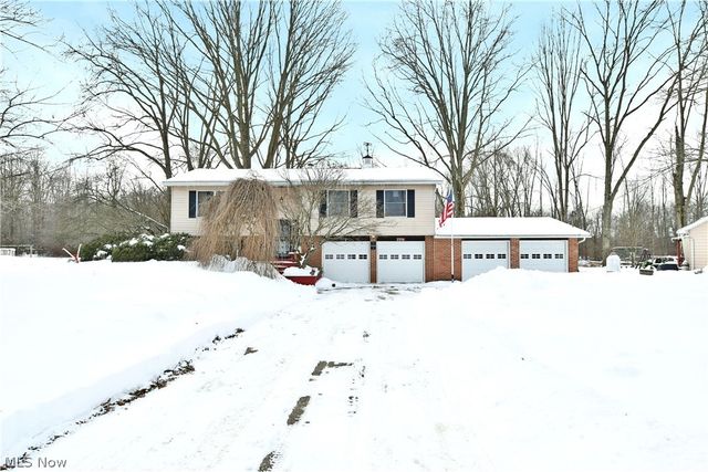 2516 Mahan Denman Road, Cortland, OH 44410