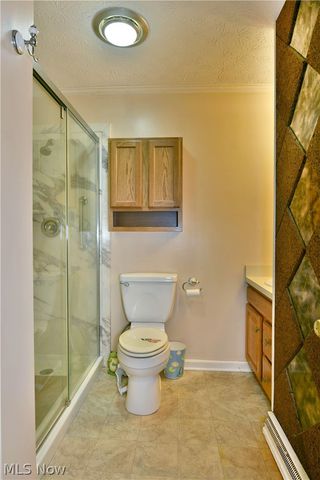 2516 Mahan Denman Road, Cortland, OH 44410