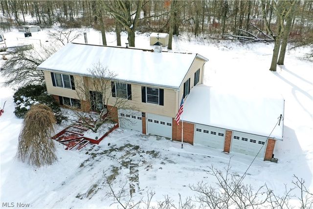 2516 Mahan Denman Road, Cortland, OH 44410