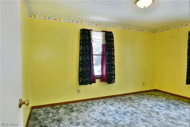 2516 Mahan Denman Road, Cortland, OH 44410