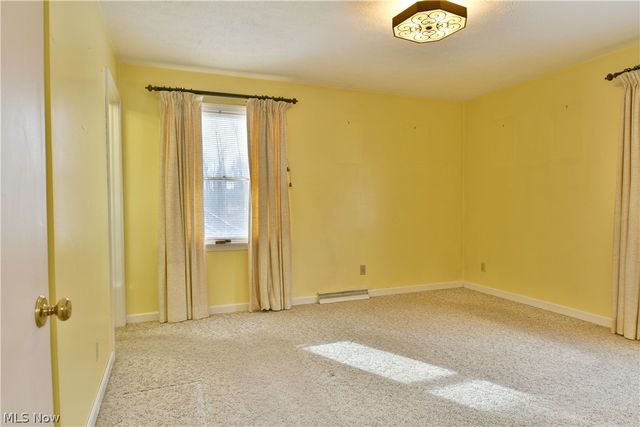 2516 Mahan Denman Road, Cortland, OH 44410