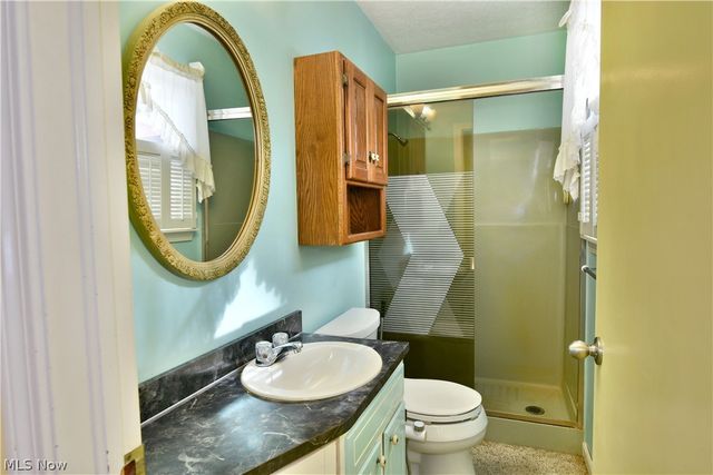 2516 Mahan Denman Road, Cortland, OH 44410