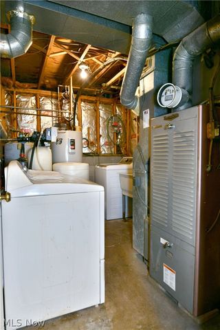 2516 Mahan Denman Road, Cortland, OH 44410