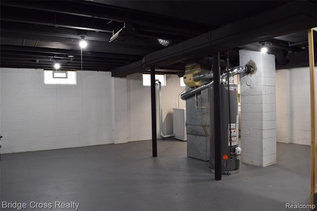 25515 Culver Street, Saint Clair Shores, MI 48081