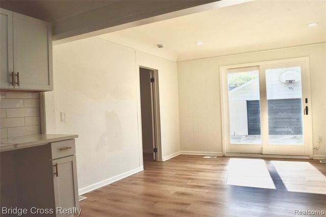 25515 Culver Street, Saint Clair Shores, MI 48081